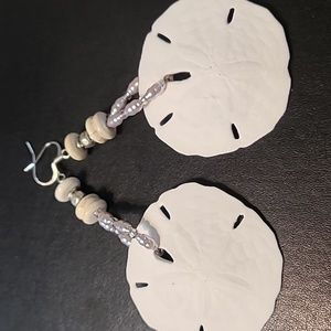 EARRINGS SAND DOLLARS/PEARLS